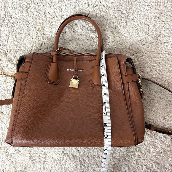 Michael Kors Belted MD Satchel - Picture 5 of 16